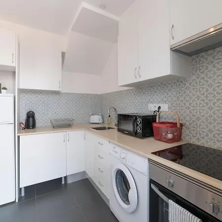 Hill House - No. 589c